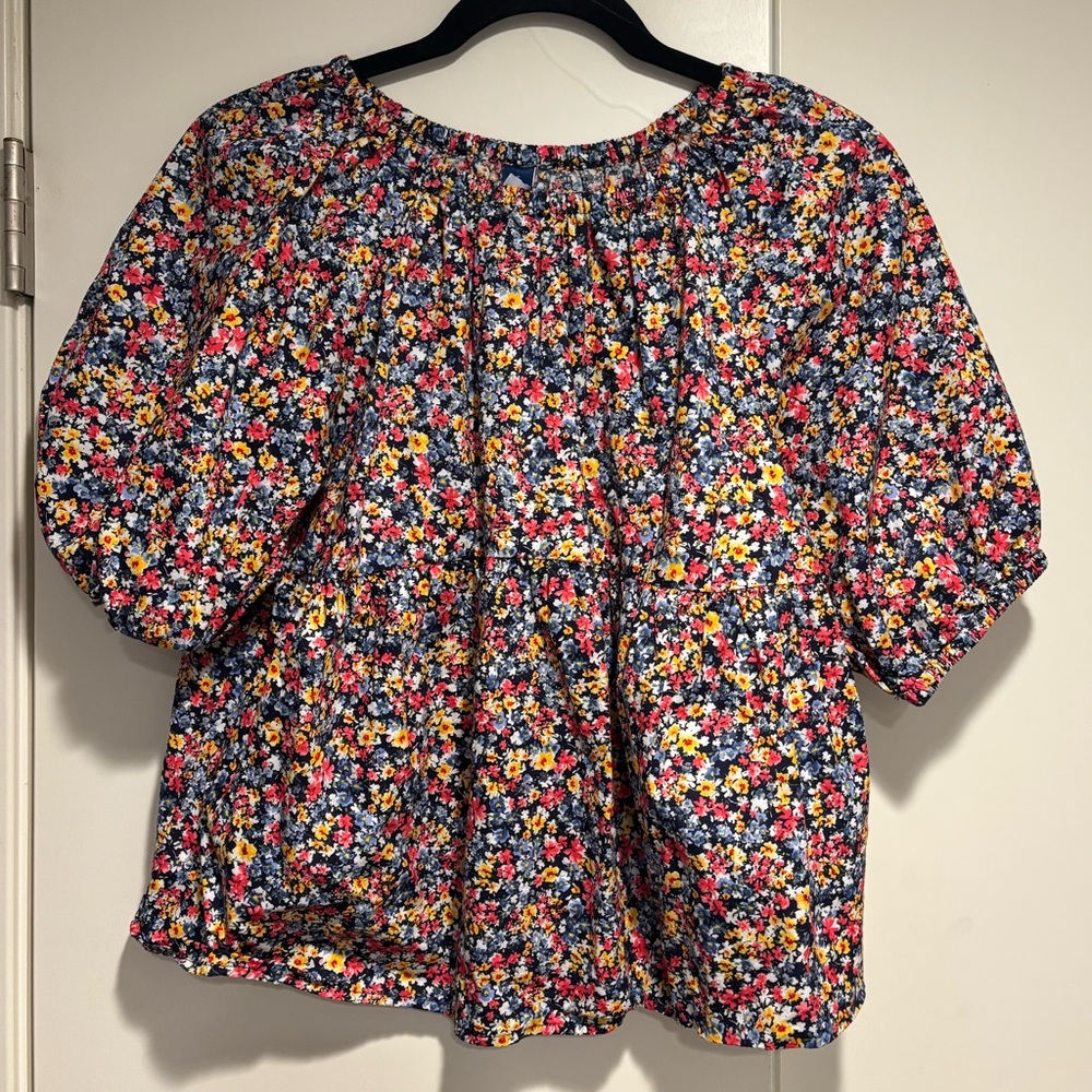 Old Navy Floral Women's Swing Top